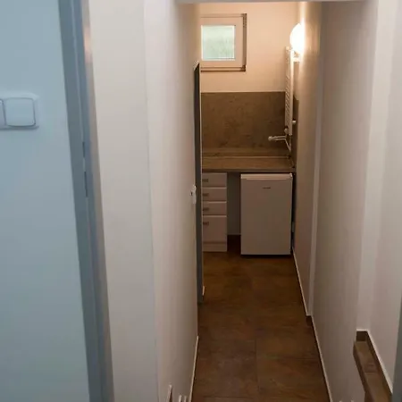 Betty Guest house 3*